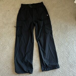 Black Fabletics Cargo Pants M